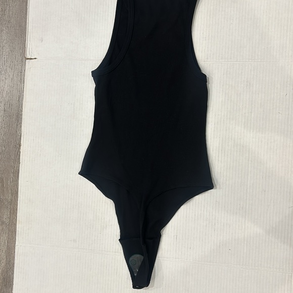 NWOT GOOD AMERICAN RACERBACK TANK RIBBED BODYSUIT In Black Size 3 - Picture 12 of 14